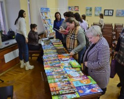 Коллектив издательства «АІВ» встретился с представителями библиотек в Гомеле